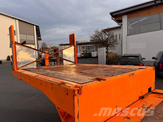 Dinkel DSAFA 36000 Schräglader/Tieflader 2x Lenkachse Tieflader-Auflieger