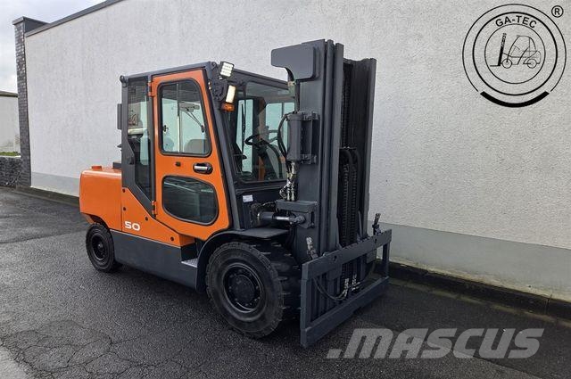 Doosan D50C-7 Dīzeļa autoiekrāvēji