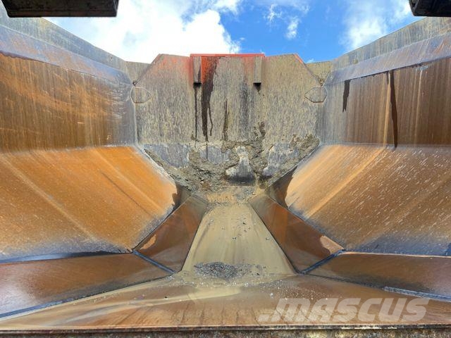 Doosan DA 30 Dumper 6x6 Tombereau articulé