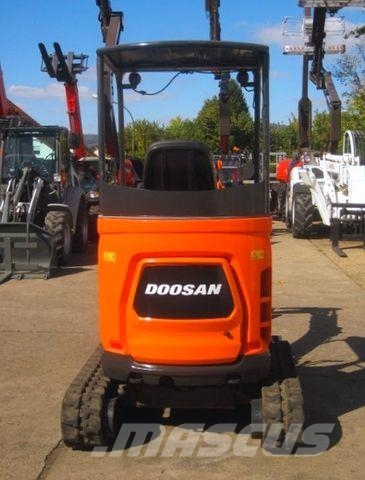 Doosan DX 17 z * 2x Löffel * (baugleich BOBCAT E17z) Mini excavadoras < 7t