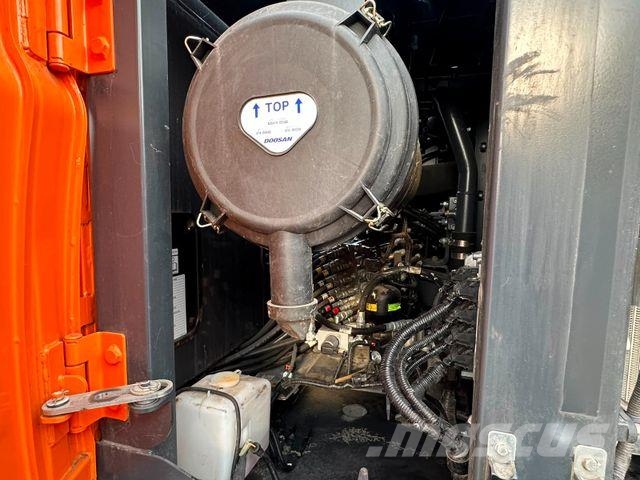 Doosan DX 225 LC 7 Rupsgraafmachines
