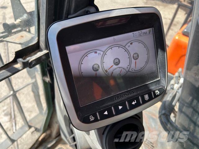 Doosan DX 235 LC-5 Escavadoras de rastos