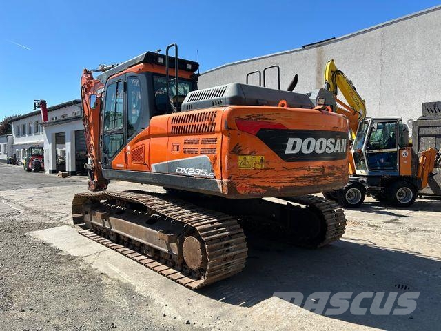 Doosan DX 235 LC-5 Escavadoras de rastos