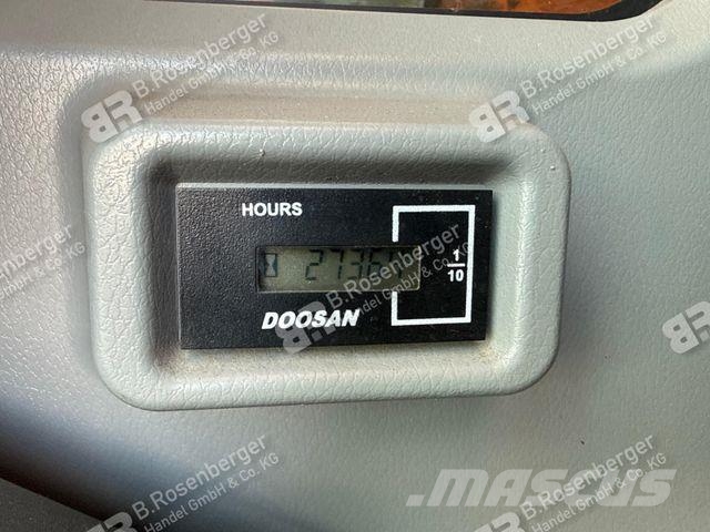 Doosan DX140 LCR5 Kettenbagger Roadliner BJ2019 / 2736h Telakaivukoneet