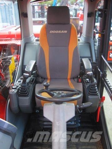 Doosan DX140W-3 Wielgraafmachines