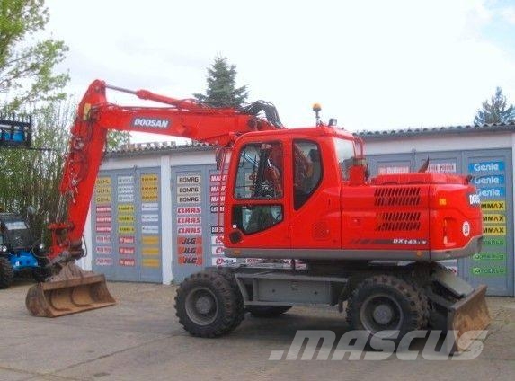 Doosan DX140W-3 Wielgraafmachines