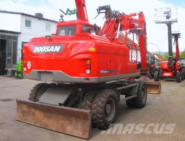 Doosan DX140W-3 Wielgraafmachines