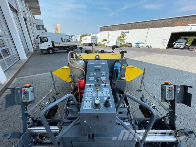 Dynapac F1200CS / nur 1.662h / inkl. Verbreiterungen Asfaltni finišeri