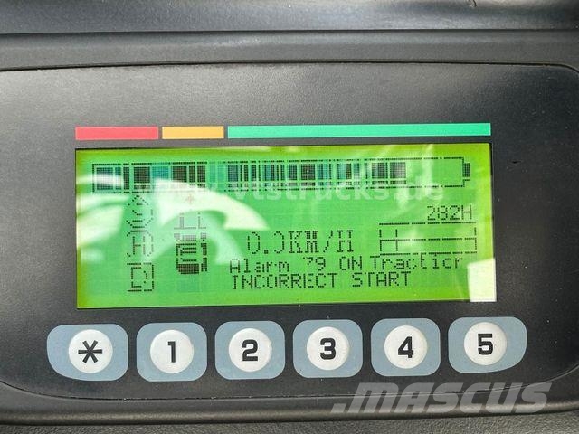 EP EFL 302 Elektrostapler BJ.2020 Вилични кари-повдигачи - други