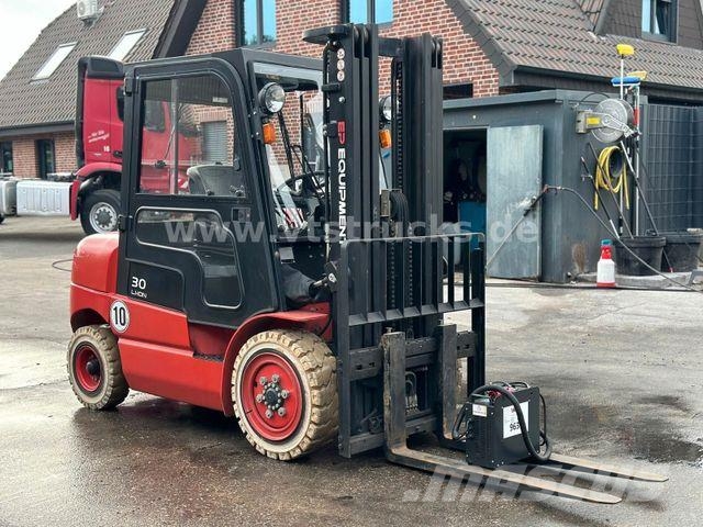 EP EFL 302 Elektrostapler BJ.2020 Вилични кари-повдигачи - други
