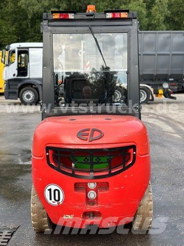 EP EFL 302 Elektrostapler BJ.2020 Вилични кари-повдигачи - други