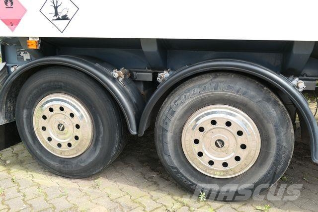 Esterer TA 24.225, 3 Kammern, 23m³,Obenbefüllung Tsisternhaagised