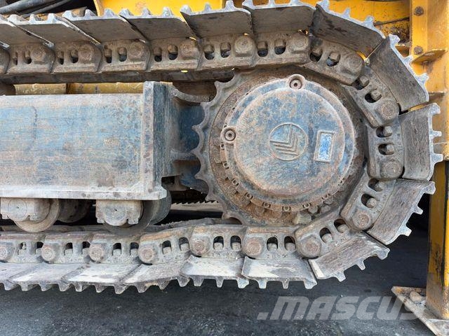 Extec Screens &amp; Crushers C12 Ketten-Brechanlage Dozers - Tratores rastos