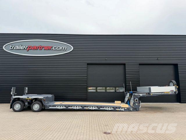 Faymonville 2 axle lowbed / 2 x extendable / 16,850 mm / Pen Poluprikolice labudice