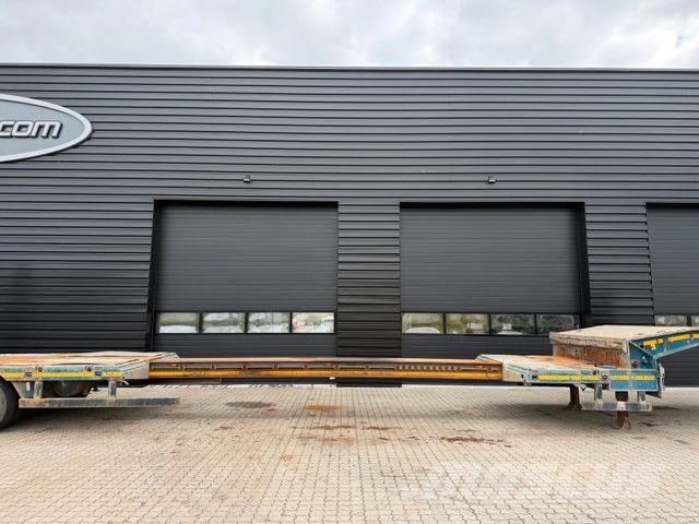 Faymonville 4-axle lowloader / ramps / extendable / Wheel re Semi-remorca agabaritica