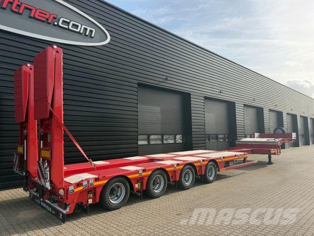 Faymonville 4-axle lowloader / ramps / extendable / excavato Low loader yari çekiciler
