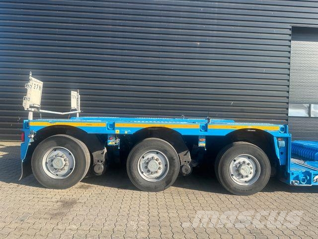 Faymonville Megamax 1+3 tiefbett / free swing dolly Låg lastande semi trailer