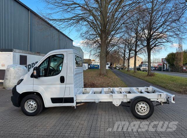 Fiat Ducato - Fahrgestell - 94 TKm - Klima Châssis cabine