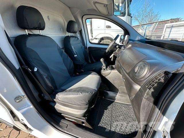 Fiat Fiorino KA/ Heckflügelt/ AC/ Dachträger/ 29.Tkm Dostavna vozila / kombiji