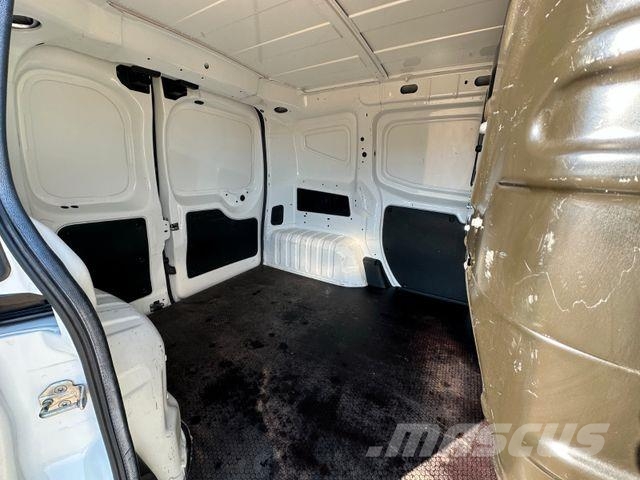 Fiat Fiorino KA/ Heckflügelt/ AC/ Dachträger/ 29.Tkm Dostavna vozila / kombiji