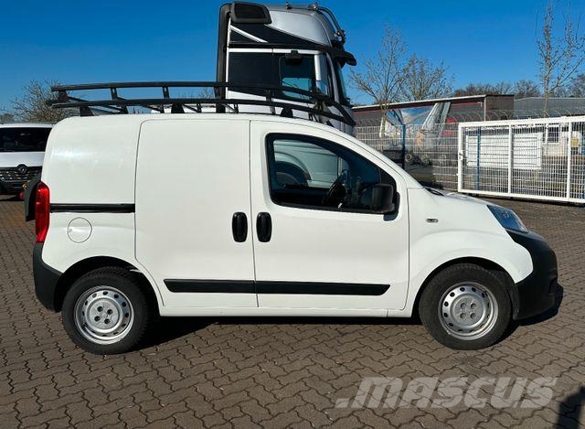 Fiat Fiorino KA/ Heckflügelt/ AC/ Dachträger/ 29.Tkm Dostavna vozila / kombiji