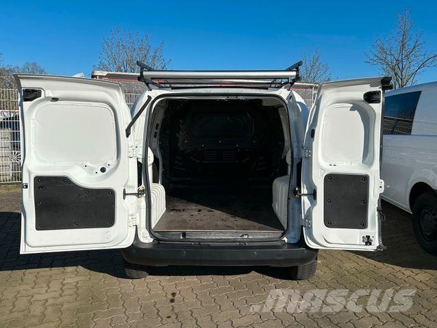Fiat Fiorino KA/ Heckflügelt/ AC/ Dachträger/ 29.Tkm Dostavna vozila / kombiji