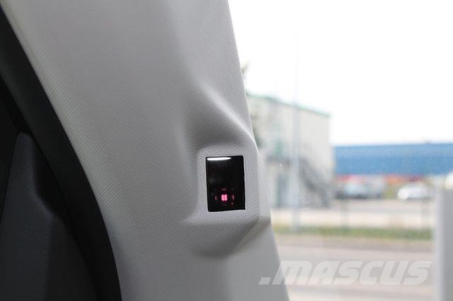Fiat Scudo XL Multicab Webasto/Full-LED 6-Sitzer Dostavna vozila / kombiji