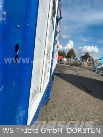 Finkl 3 Stock Hubdach Typ 2 "Unfall" Eläinkuljetuspuoliperävaunut