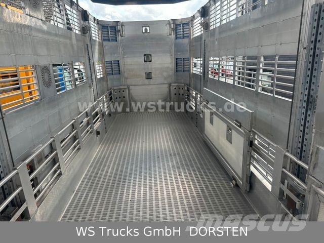 Finkl 3 Stock Hubdach Typ 2 Viehtransportauflieger