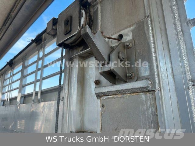 Finkl 3 Stock Vollausstattung Hubdach Állatszállító félpótkocsik