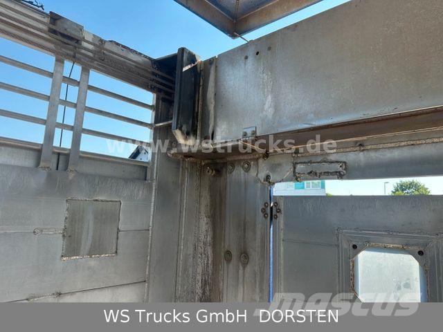 Finkl 3 Stock Vollausstattung Hubdach Állatszállító félpótkocsik