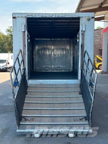 Finkl VTA 10 1.Stock Viehanhänger Veetransport aanhanger