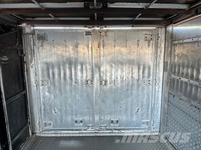 Finkl VTA 10 1.Stock Viehanhänger Veetransport aanhanger