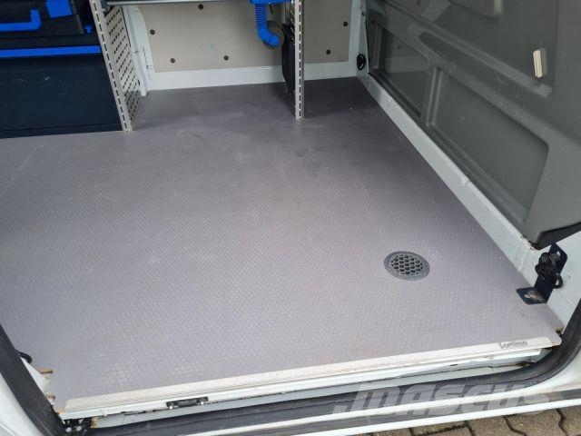 Ford Custom Kasten 320 L2H2 Trend KLIMA KOMFORT REGAL Furgonetas cerradas