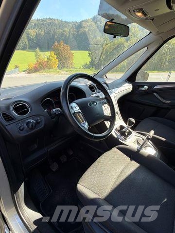 Ford Galaxy Trend Transporterek