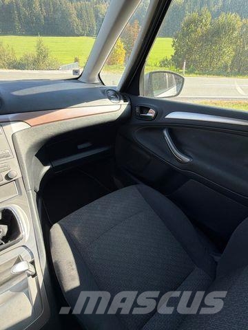Ford Galaxy Trend Transporterek