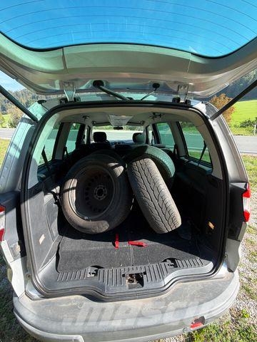 Ford Galaxy Trend Transporterek