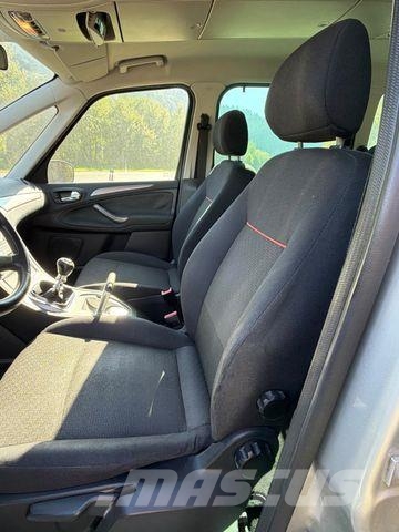 Ford Galaxy Trend Transporterek