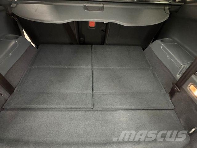 Ford Grand C-Max 2,0TDCi Titanium*Ahk*Alu*Pdc*7 sitz! Κλούβες με συρόμενες πόρτες