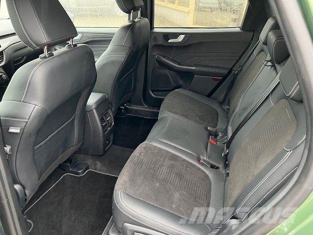 Ford Kuga 180PS FHEV Active X Pano iACC Navi Vieglais kravas automobilis/izkraušana no sāniem