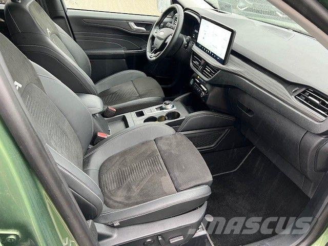 Ford Kuga 180PS FHEV Active X Pano iACC Navi Vieglais kravas automobilis/izkraušana no sāniem