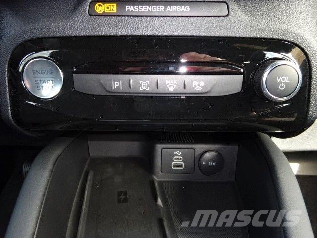 Ford Kuga ST-Line 2.5L PHEV AT WiPa LED Kam Navi GRA Vieglais kravas automobilis/izkraušana no sāniem
