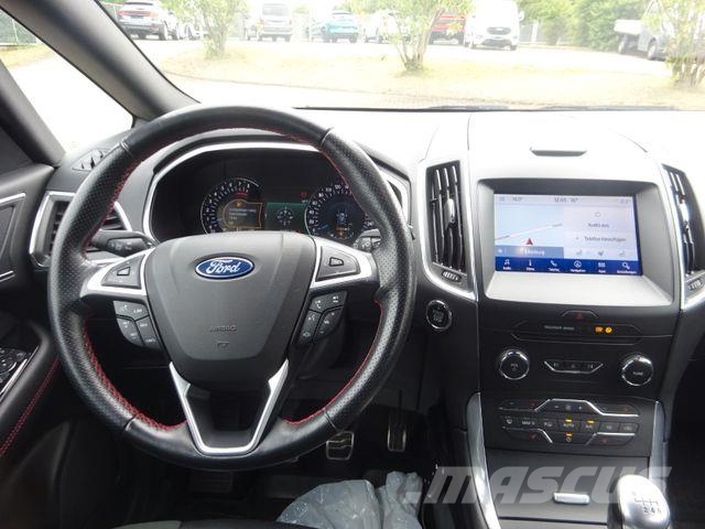 Ford S-Max 165PS ST-Line 7-Sitze Winter Navi LED Furgonetas cerradas