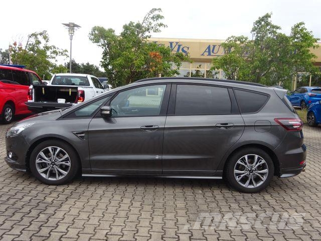 Ford S-Max 165PS ST-Line 7-Sitze Winter Navi LED Furgonetas cerradas