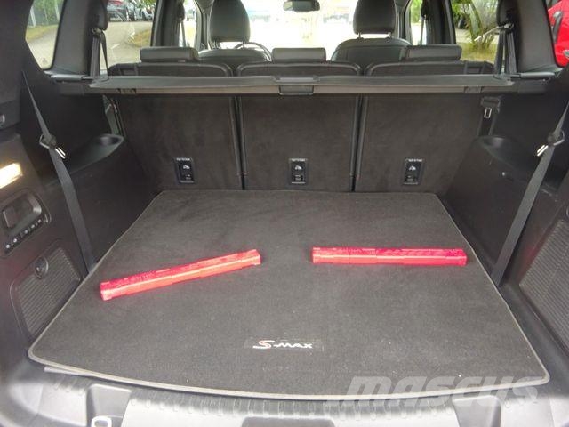 Ford S-Max 165PS ST-Line 7-Sitze Winter Navi LED Furgonetas cerradas