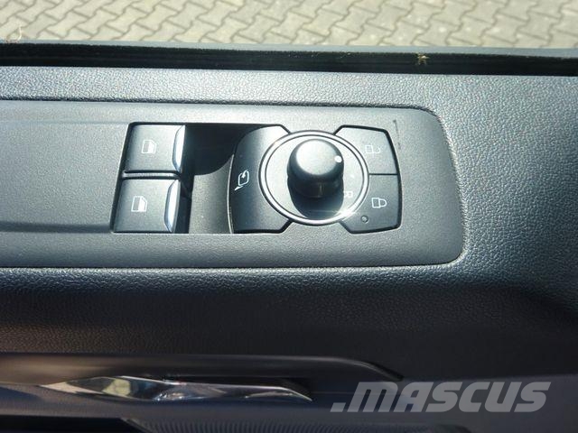 Ford Tourneo Custom 170PS Autm. Titanium L2 Panorama Dostavna vozila / kombiji