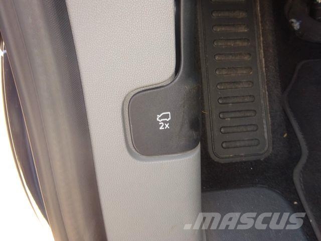 Ford Tourneo Custom 170PS Autm. Titanium L2 Panorama Dostavna vozila / kombiji