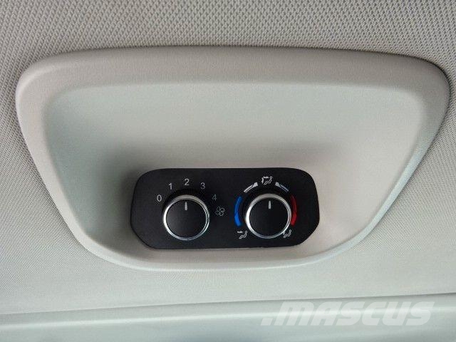 Ford Tourneo Custom 185PS Titanium L2 Xenon ACC Furgonetas cerradas