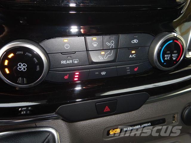 Ford Tourneo Custom 185PS Titanium L2 Bi-Xenon Varevogne