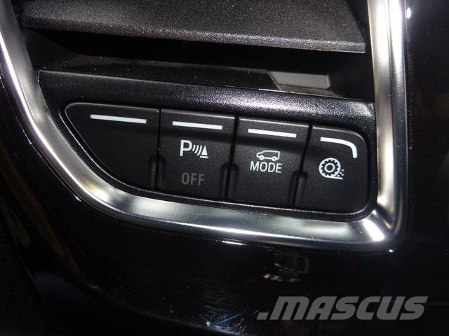 Ford Tourneo Custom 185PS Titanium L2 Bi-Xenon Varevogne